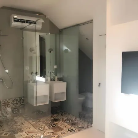 Lovely Triplex In Apartment *
