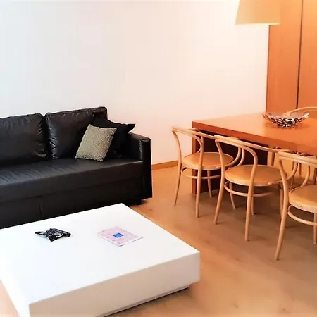 Lovely Triplex In *