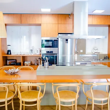 Lovely Triplex In *